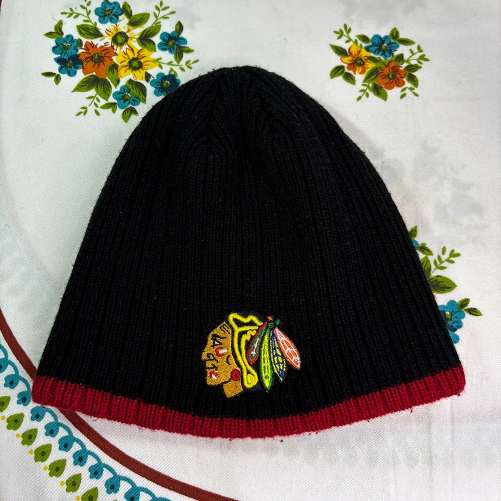 47 Brand Chicago Blackhawks NHL Hockey Black Knit Beanie